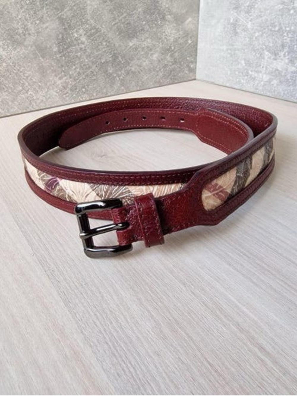 Burberry Maroon Leather Belt with Patterned Fabric Inlay authentic